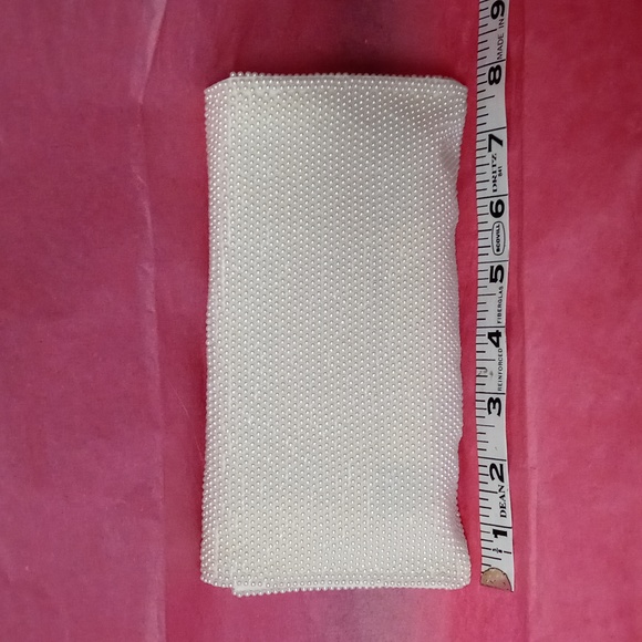 Vintage Beaded Clutch - Picture 3 of 10